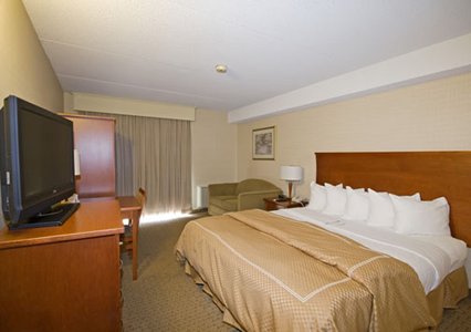 Comfort Inn Kitchener 03.[1]